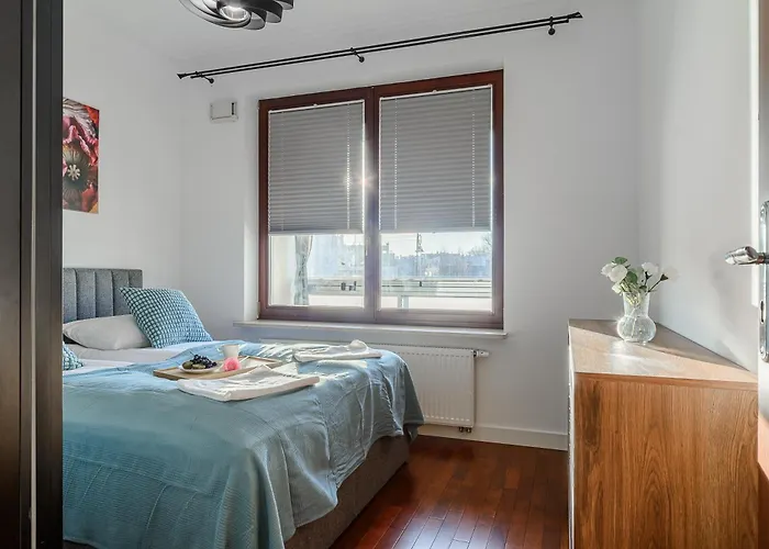 Shortstaypoland Aleja Rzeczypospolitej * ワルシャワ